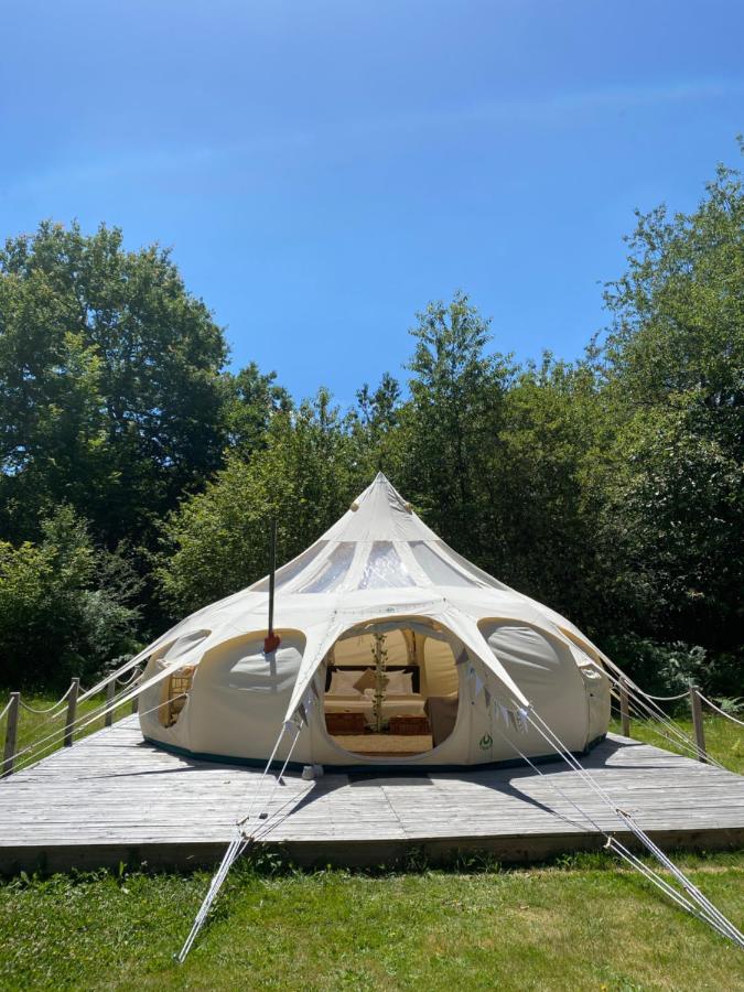 Fonclaire Holidays Glamping 'Luxury Camping' Blond Exteriör bild